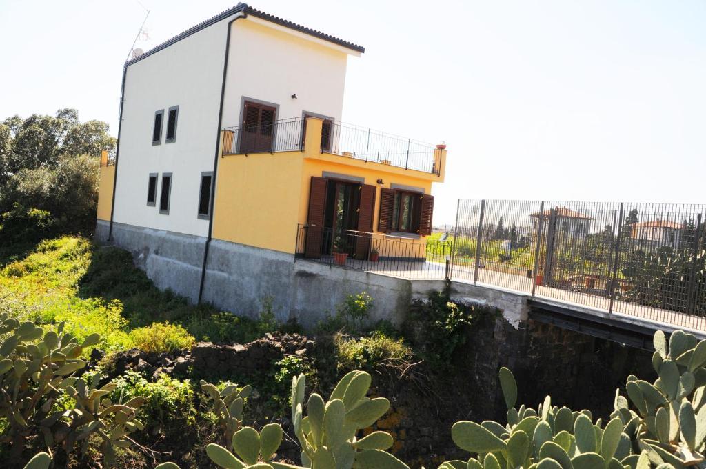 La Circumetnea Home Catânia Exterior foto
